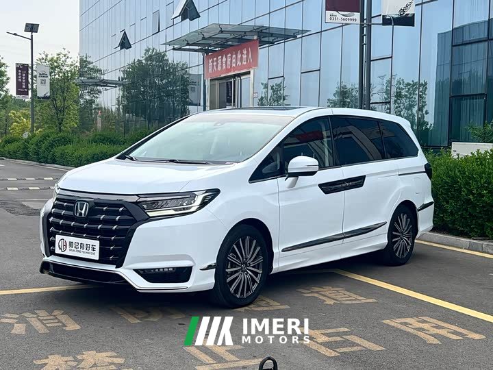 Honda Odyssey 2022 2.0L e:HEV Luxury - ავტომობილი ჩინეთიდან