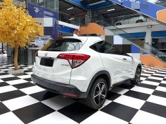 Honda Vezel 2020 1.5L CVT Pioneer Edition - ფოტო 14