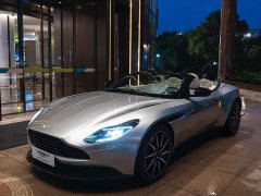 Aston Martin DB11 4.0T V8 Volante - ფოტო 1