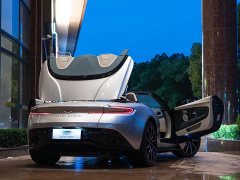 Aston Martin DB11 4.0T V8 Volante - ფოტო 11