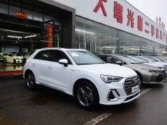 Audi Q3 2023 35 TFSI Dynamic Entry (1.5T) - ფოტო 3
