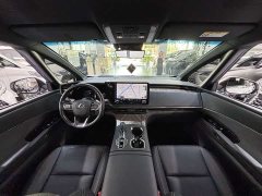 Lexus LM 2023 500h Six-Seat Premium Edition - ფოტო 11