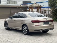 Volkswagen Passat 2022 330TSI Starry Sky Luxury Edition - ფოტო 8
