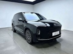 NIO ES8 Six-Seat Executive Luxury Edition - ფოტო 3