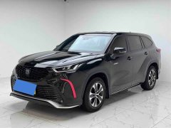 Toyota Crown Land Cruiser Crown Venza 2.5L HEV FWD Base - ფოტო 1