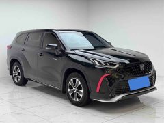 Toyota Crown Land Cruiser Crown Venza 2.5L HEV FWD Base - ფოტო 3