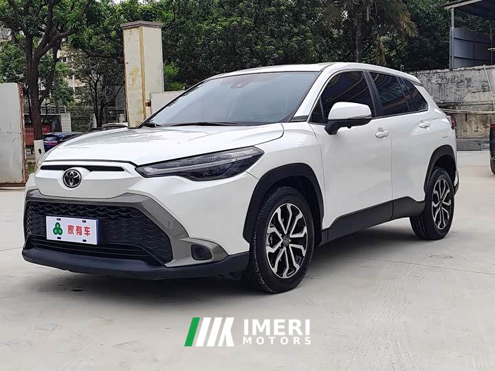 Toyota Frontlander 2.0L CVT Luxury