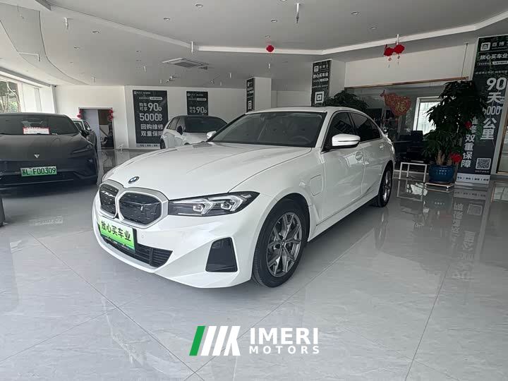 BMW i3 eDrive 35 L