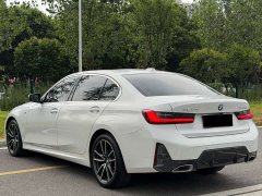 BMW 3 Series 320Li M Sport Package - ფოტო 18
