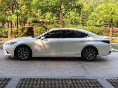 Lexus ES 2021 300h Excellence - ფოტო 3