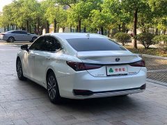 Lexus ES 2021 300h Excellence - ფოტო 4