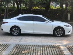 Lexus ES 2021 300h Excellence - ფოტო 5