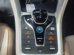 BYD Song Pro New Energy DM-i 71KM Glory Edition Pilot - ფოტო 10