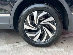 Volkswagen Tiguan L Outstanding Edition 300TSI Automatic Two-Wheel Drive Dragon Ascendant Version - ფოტო 16