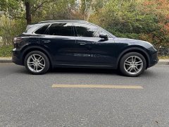 Porsche 2019 Cayenne 3.0T - ფოტო 2