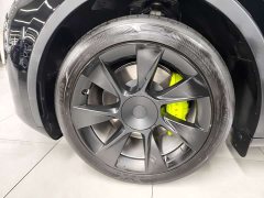 Tesla Model Y Rear-Wheel Drive - ფოტო 11