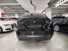 Tesla Model Y Rear-Wheel Drive - ფოტო 13