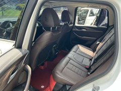 BMW X3 xDrive28i Luxury Package - ფოტო 17