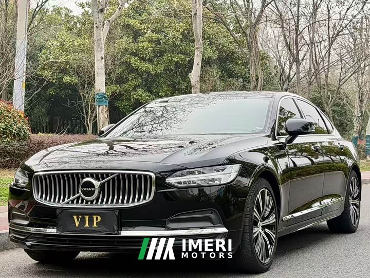 Volvo S90 B5 Intelligent Luxury Edition