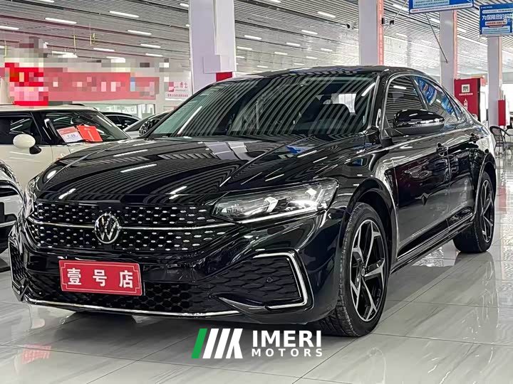Volkswagen Passat 380TSI Starry Sky Elite