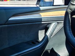 Tesla Model Y Long Range All-Wheel Drive - ფოტო 20