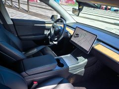 Tesla Model Y Long Range All-Wheel Drive - ფოტო 9