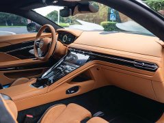 Aston Martin DB12 2025 4.0T V8 Coupe - ფოტო 19