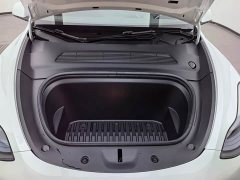 Tesla Model Y 2022 Facelift Rear-Wheel Drive - ფოტო 10