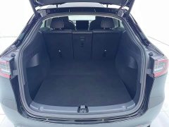 Tesla Model Y Standard Range RWD - ფოტო 18