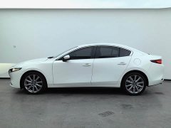 Mazda3 Axela 2023 2.0L Automatic Luster Edition - ფოტო 10