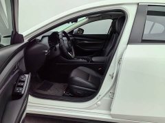 Mazda3 Axela 2023 2.0L Automatic Luster Edition - ფოტო 15