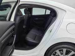 Mazda3 Axela 2023 2.0L Automatic Luster Edition - ფოტო 16