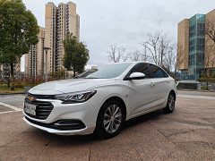 Chevrolet Cruze 320 Automatic Enjoy Sunroof Edition - photo 1