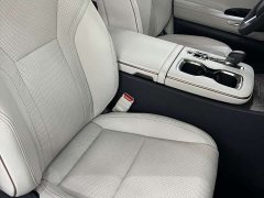 Lexus LM 2023 500h Six-Seat Premium Edition - ფოტო 12