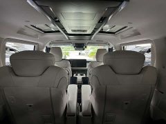 Lexus LM 2023 500h Six-Seat Premium Edition - ფოტო 18