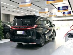 Lexus LM 2023 500h Six-Seat Premium Edition - ფოტო 5