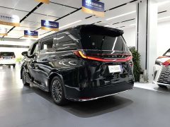 Lexus LM 2023 500h Six-Seat Premium Edition - ფოტო 7
