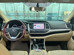 Toyota Highlander 2.0T AWD Elite 7-Seater - ფოტო 8