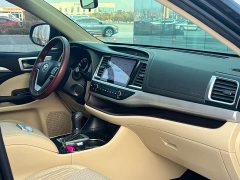 Toyota Highlander 2.0T AWD Elite 7-Seater - ფოტო 9