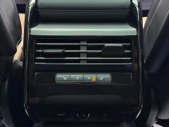 Land Rover Range Rover Sport 400PS Dynamic SE - ფოტო 19