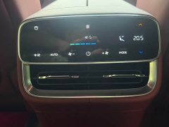 AITO Aion M8 Extended Range Max 53.4kWh 6-Seater with 192-Channel LiDAR - ფოტო 11