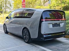 Li Auto Li Xiang MEGA Ultra - ფოტო 6
