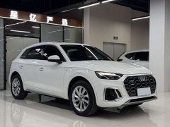 Audi Q5L Facelift 40T Luxury Sport - ფოტო 3