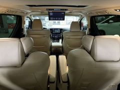 Toyota Alphard 2021 Hybrid 2.5L Premium Edition - ფოტო 16