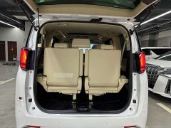 Toyota Alphard 2021 Hybrid 2.5L Premium Edition - ფოტო 17
