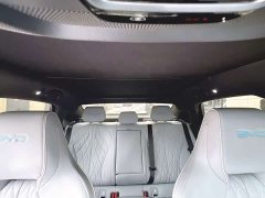 BYD Dolphin 550km Standard Range RWD Luxury - ფოტო 11
