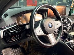 BMW 5 Series Facelift 525Li M Sport Package - ფოტო 12