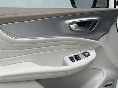 SAIC Rong Wei iMAX8 New Energy 1.5T DMH Land Respect Luxury Edition - ფოტო 15