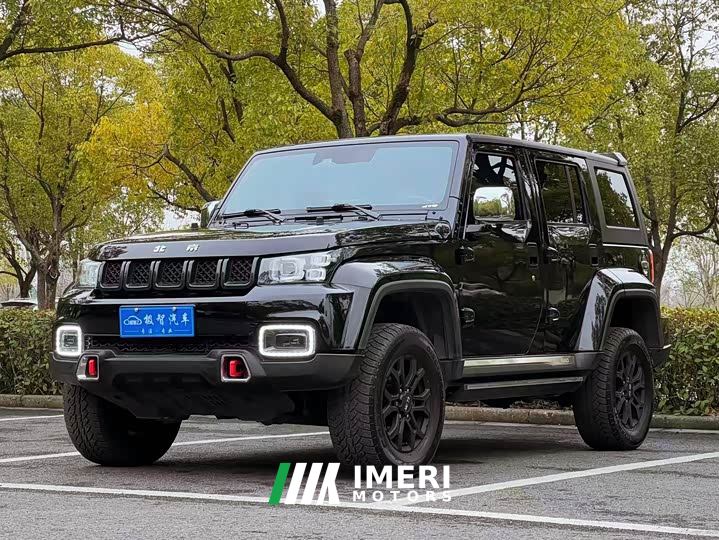 Beijing BJ40 2.0T Automatic Four-Wheel Drive Urban Hunter Edition Swordsman
