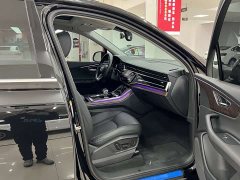 Audi Q7 55 TFSI quattro S line Sport - ფოტო 10